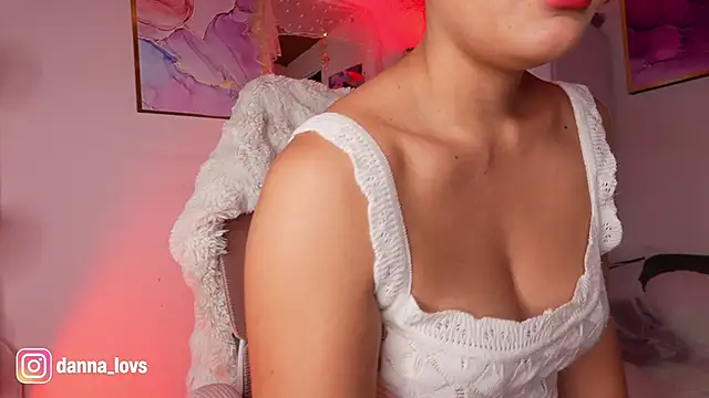 Dannaa Lovs online show from 04/14/26, 12:10