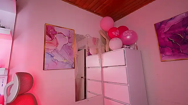 Dannaa Lovs online show from 02/26/26, 02:39