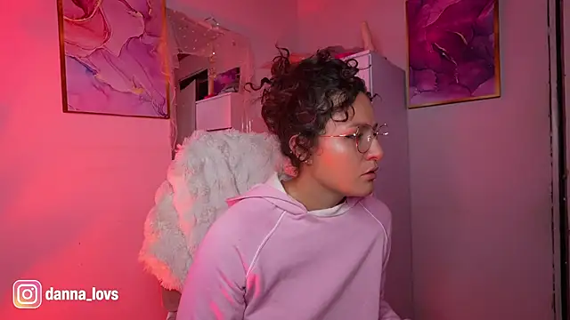 Snapshot of Dannaa_Lovs chatting on 05/15/26, 10:35 Dannaa Lovs online show from 05/15/26, 10:35