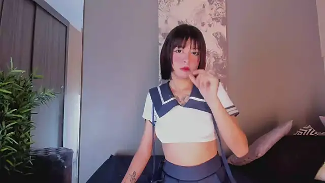 Snapshot of Blue_Sixx chatting on 02/05/26, 01:40 Blue Sixx online show from 02/05/26, 01:40