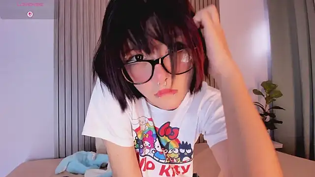 Snapshot of Blue_Sixx chatting on 01/09/26, 01:51 Blue Sixx online show from 01/09/26, 01:51