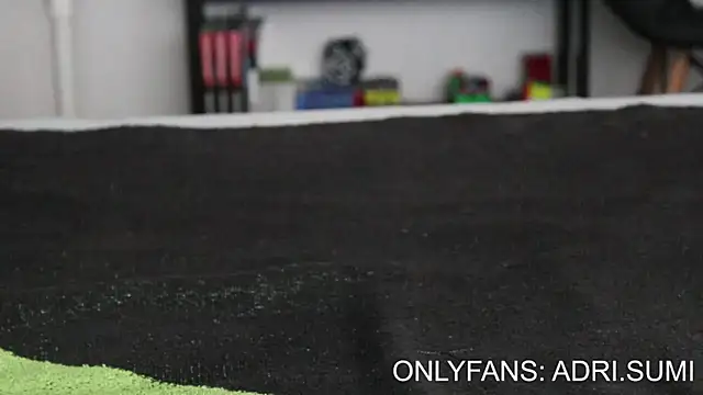 adrisumi online show from 02/12/26, 05:02