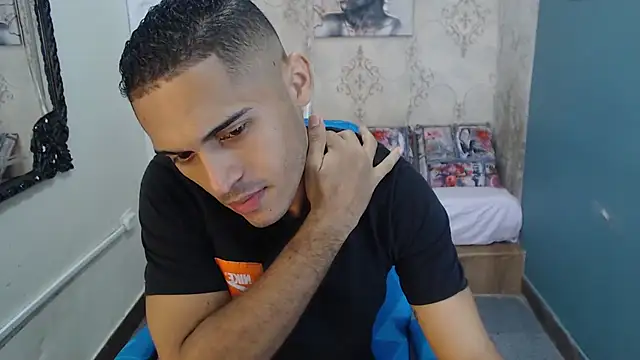 Derek Storm  online show from 11/09/25, 11:36