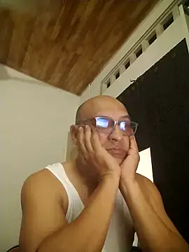 Snapshot of jorge406 chatting on 03/07/26, 12:28 jorge406 online show from 03/07/26, 12:28