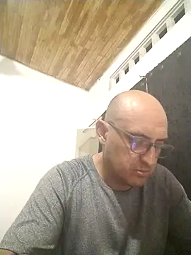 Snapshot of jorge406 chatting on 03/04/26, 11:45 jorge406 online show from 03/04/26, 11:45