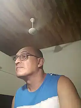 Snapshot of jorge406 chatting on 02/17/26, 01:25 jorge406 online show from 02/17/26, 01:25