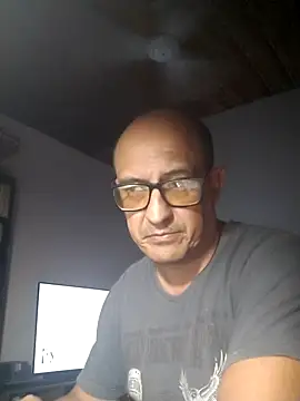 Snapshot of jorge406 chatting on 01/31/26, 11:25 jorge406 online show from 01/31/26, 11:25