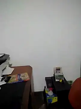 Snapshot of jorge406 chatting on 10/19/25, 01:52 jorge406 online show from 10/19/25, 01:52