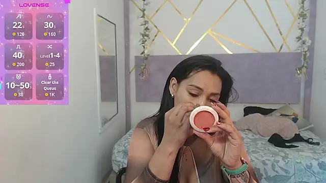 IvyShine7 online show from 11/09/25, 07:18