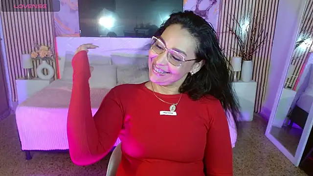 IvyShine7 online show from 05/16/26, 07:35
