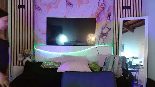 IvyShine7 online show from 05/27/26, 01:57