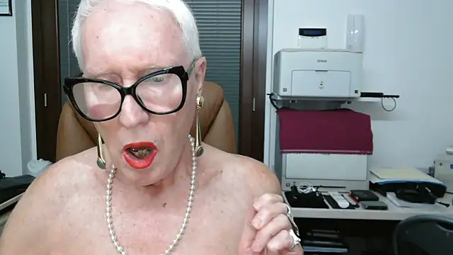 Snapshot of ROBY_SWEETHOT chatting on 09/12/25, 09:25 ROBY SWEETHOT online show from 09/12/25, 09:25