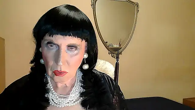 Snapshot of ROBY_SWEETHOT chatting on 10/07/25, 10:11 ROBY SWEETHOT online show from 10/07/25, 10:11
