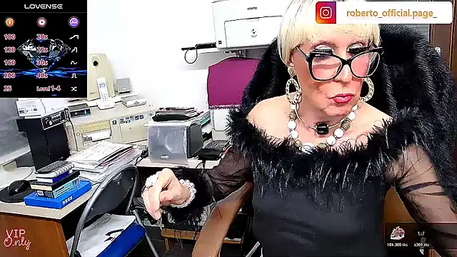 ROBY SWEETHOT online show from 05/18/26, 08:57