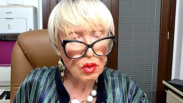 ROBY SWEETHOT online show from 10/26/25, 10:21