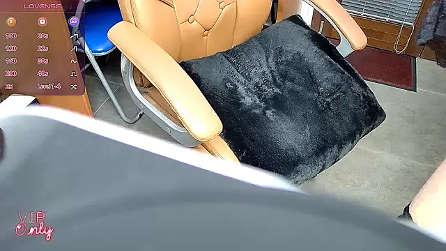 ROBY SWEETHOT online show from 01/10/26, 10:38