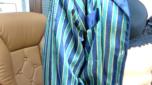 ROBY SWEETHOT online show from 10/22/25, 09:35