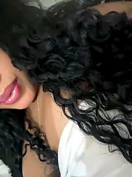 Snapshot of bianca090 chatting on 10/26/25, 07:20 bianca090 online show from 10/26/25, 07:20