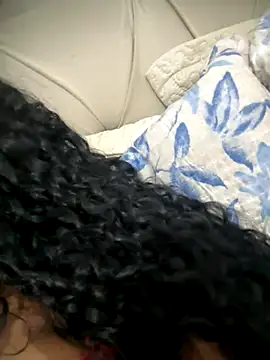 Snapshot of bianca090 chatting on 10/07/25, 08:43 bianca090 online show from 10/07/25, 08:43