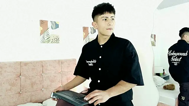 Snapshot of Andy_Justgame chatting on 10/02/25, 03:21 Andy Justgame online show from 10/02/25, 03:21