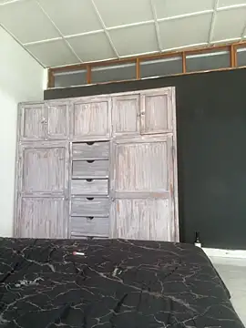 EmilyNoir1 online show from 04/04/26, 01:50