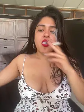 EmilyNoir1 online show from 05/26/26, 08:40