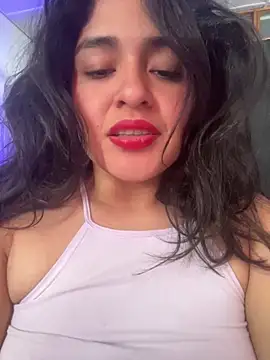 EmilyNoir1 online show from 04/16/26, 08:20