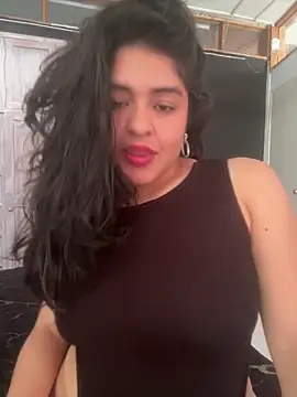 EmilyNoir1 online show from 05/14/26, 08:06
