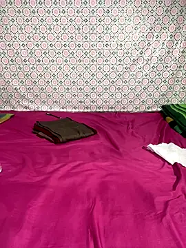 chandiqueen online show from 10/19/25, 08:33