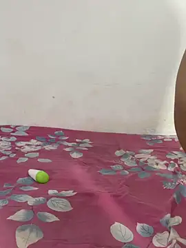 Snapshot of chandiqueen chatting on 02/15/26, 07:51 chandiqueen online show from 02/15/26, 07:51