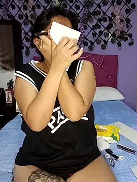 Sophie-Hot- online show from 03/12/26, 10:19