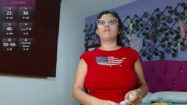 Sophie-Hot- online show from 04/07/26, 10:17