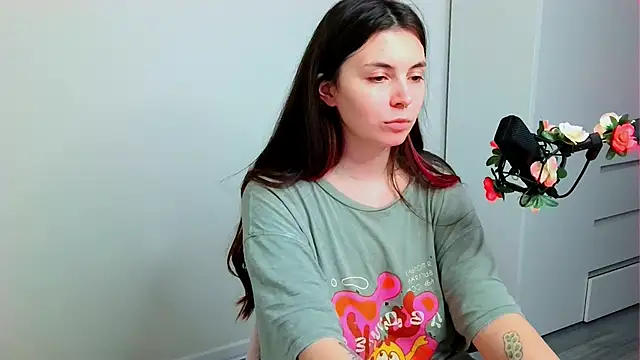 peachyness online show from 12/22/25, 05:13