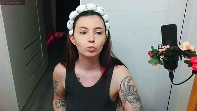 peachyness online show from 05/18/26, 06:45