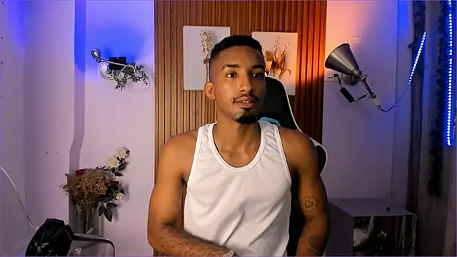 Snapshot of Darwin_mayo chatting on 09/10/25, 05:23 Darwin mayo online show from 09/10/25, 05:23