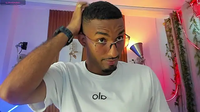 Darwin mayo online show from 03/18/26, 05:25