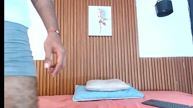 Darwin mayo online show from 04/10/26, 05:31