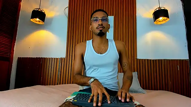 Snapshot of Darwin_mayo chatting on 11/05/25, 05:38 Darwin mayo online show from 11/05/25, 05:38