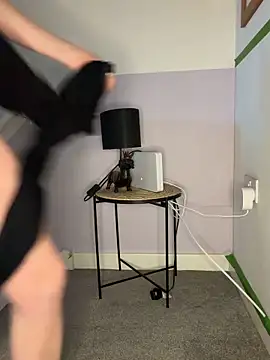 Snapshot of Lilly-Luscious chatting on 02/26/26, 03:45 Lilly-Luscious online show from 02/26/26, 03:45