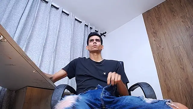 Sebalexis7 online show from 11/21/25, 05:50