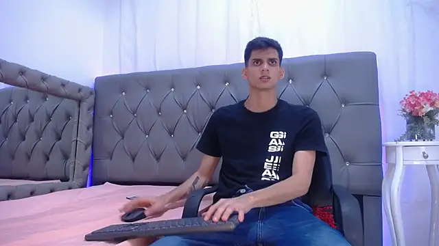 Sebalexis7 online show from 11/05/25, 02:47