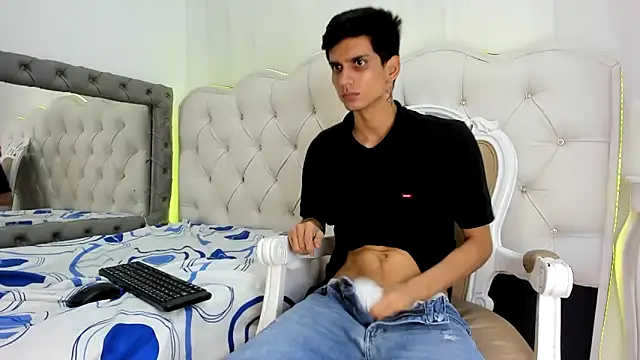 Sebalexis7 online show from 12/19/25, 03:10