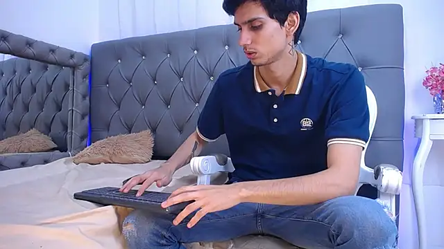 Sebalexis7 online show from 10/17/25, 03:10