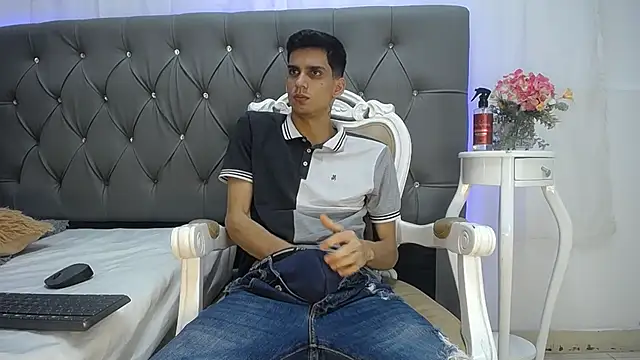 Sebalexis7 online show from 11/07/25, 03:11