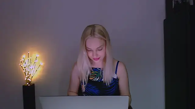 Lia noo regrets online show from 04/05/26, 06:03