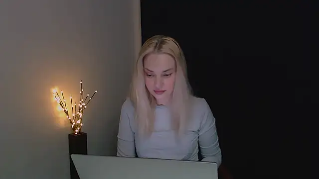 Lia noo regrets online show from 04/20/26, 05:36