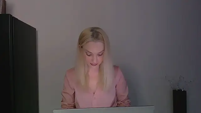 Lia noo regrets online show from 05/01/26, 04:45