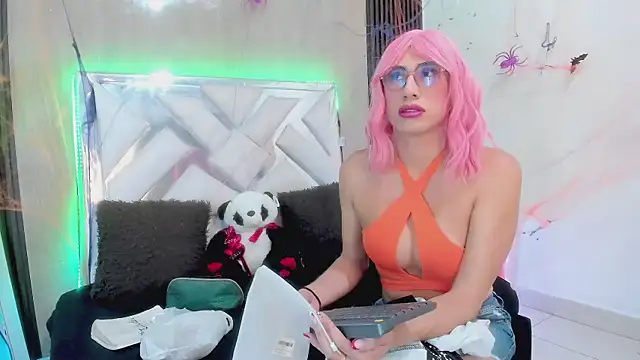 karen matwell online show from 10/30/25, 02:25