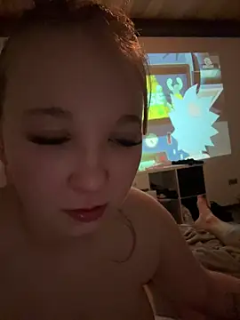 SweetTeenGirl online show from 11/25/25, 09:48