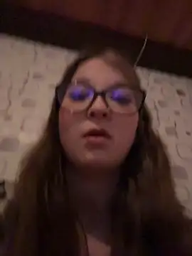 SweetTeenGirl online show from 11/26/25, 08:31